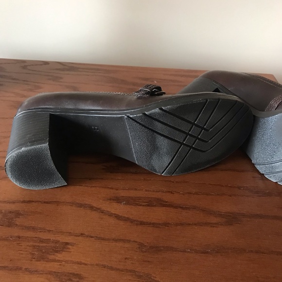 Bass Neptune heels - Picture 3 of 4